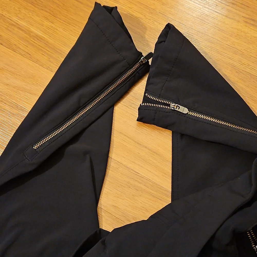 Athleta Black Pants with Zipper Details Size 12 - Picture 4 of 8